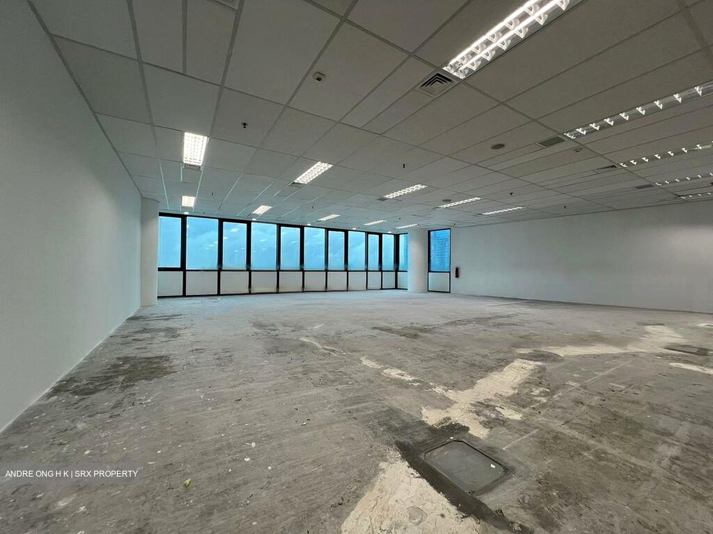 Tung Centre (D1), Office #460169541
